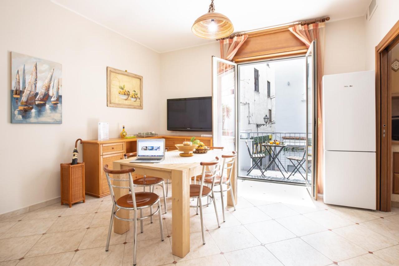 Sorrentovibes - Spacious 3 Bedrooms Apartment In Sorrento Oldtown Exterior foto